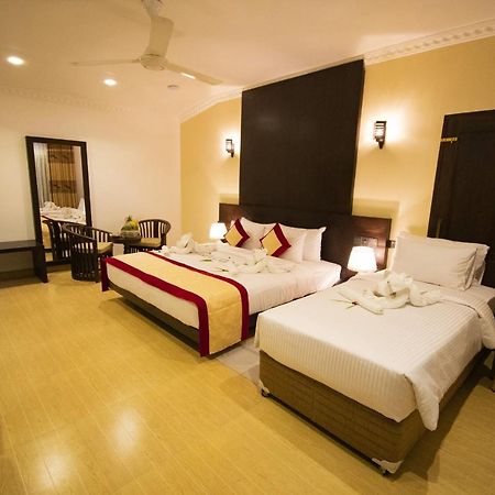 Manara Beach Resort Beruwala Buitenkant foto