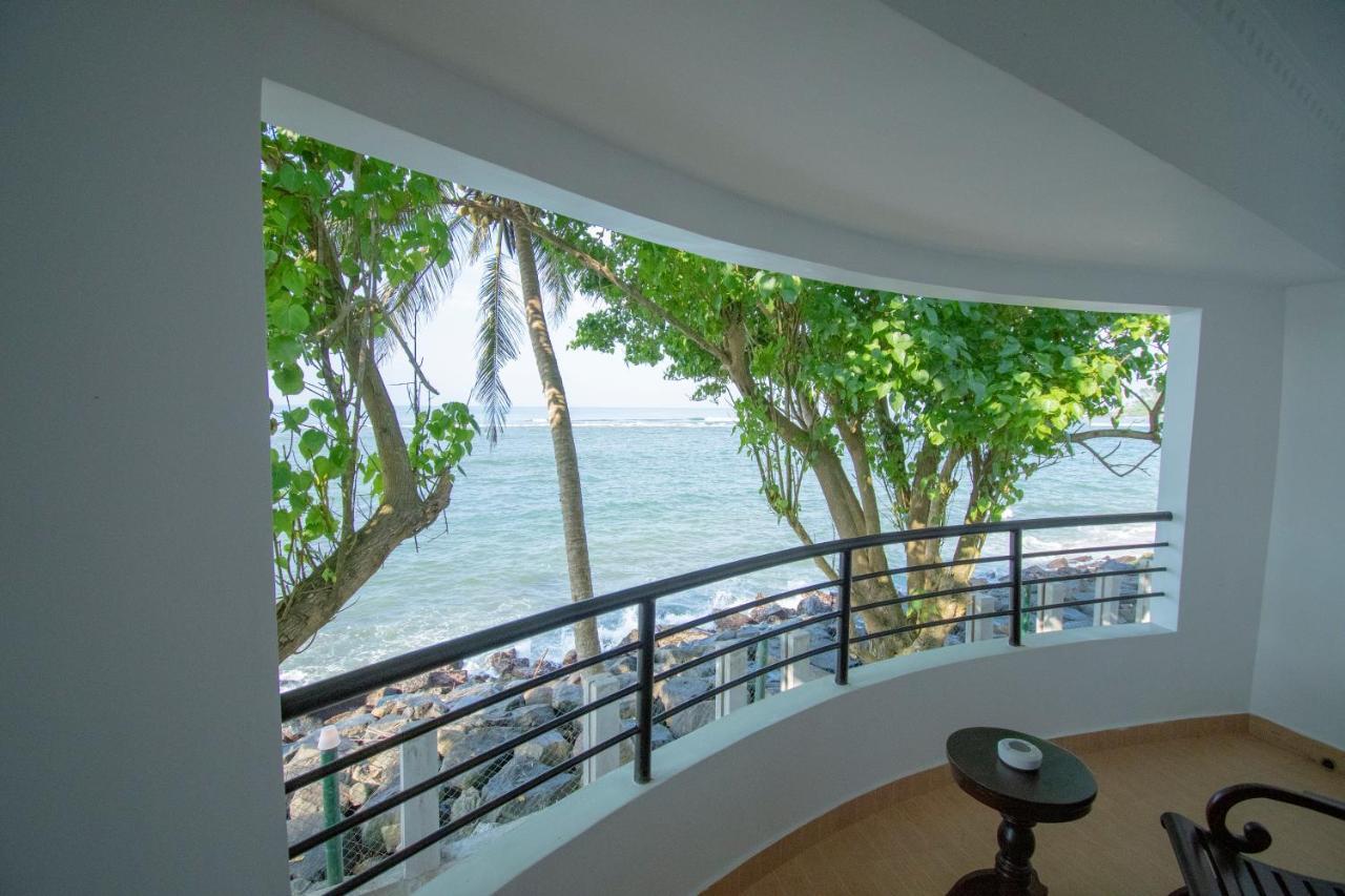 Manara Beach Resort Beruwala Buitenkant foto