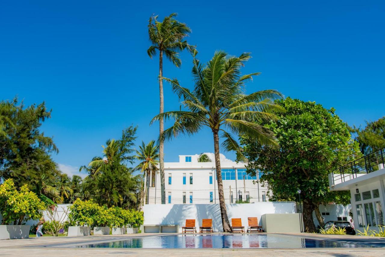 Manara Beach Resort Beruwala Buitenkant foto
