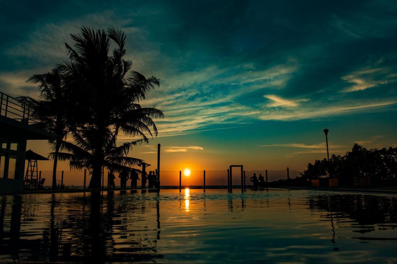 Manara Beach Resort Beruwala Buitenkant foto
