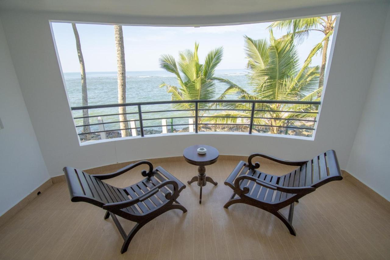 Manara Beach Resort Beruwala Buitenkant foto